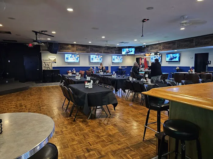 The Tipsy Turtle Patio and Grill 5