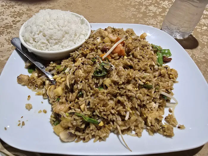 Lotus Restaurant 7