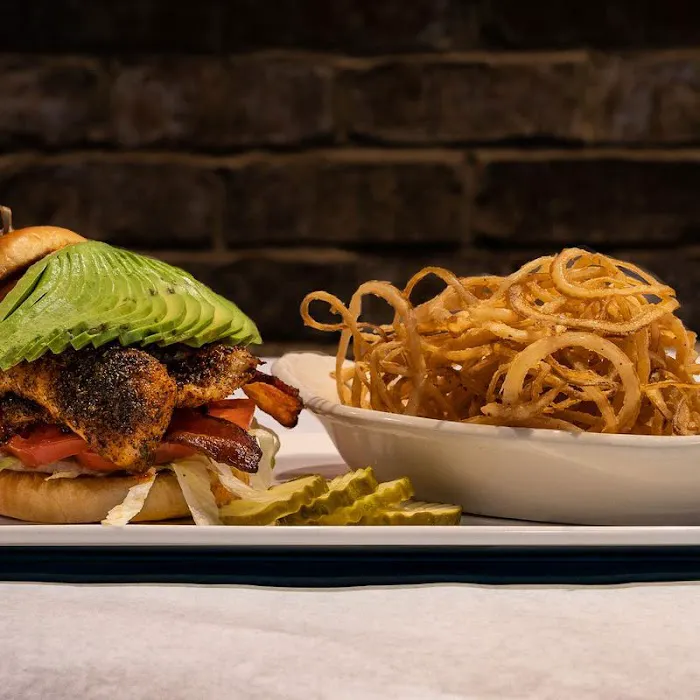 Crawdaddy's on Greenfield 8