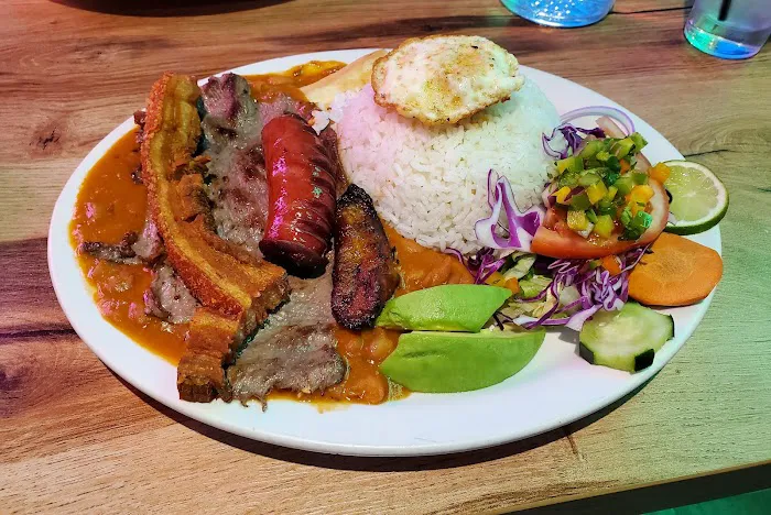 McCoco's the Best Caribbean Family Restaurant 8