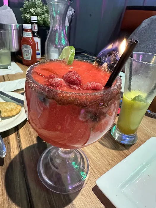 McCoco's the Best Caribbean Family Restaurant 3