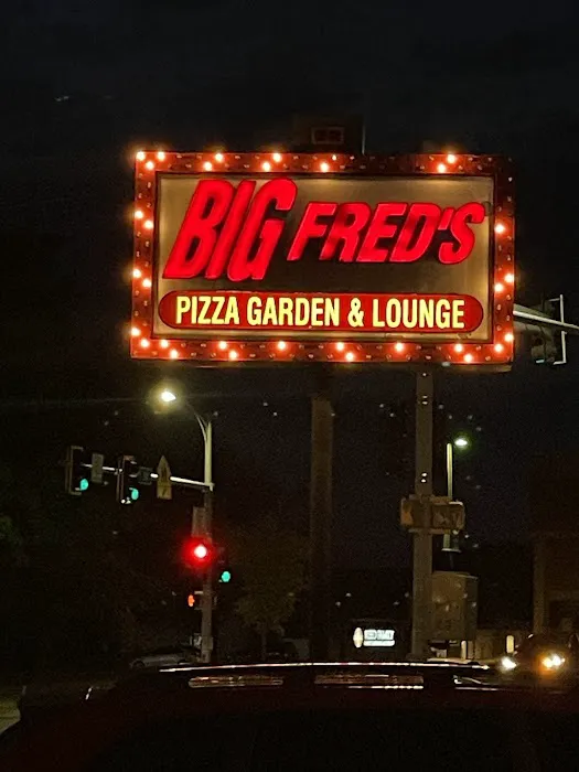 Big Fred's Pizza Garden & Lounge 5