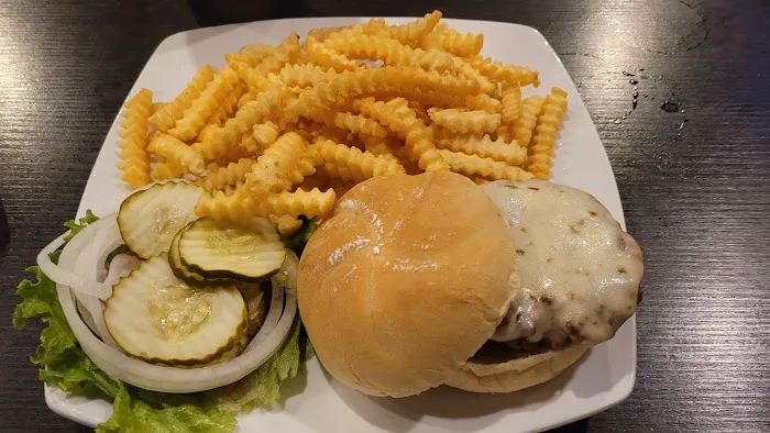 Big Fred's Pizza Garden & Lounge 7