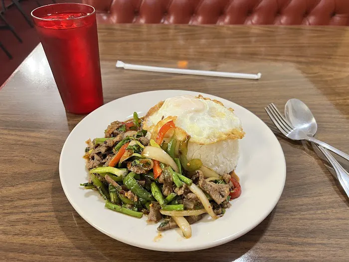 KNYAW MU THAI RESTAURANT 6