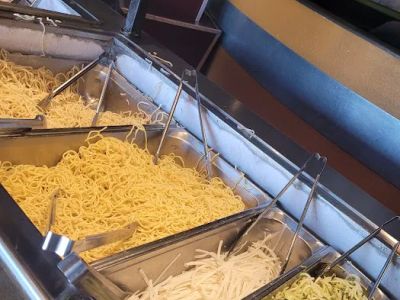 HuHot Mongolian Grill 0
