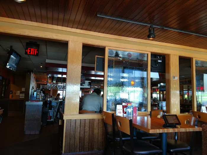 Applebee's Grill + Bar 4