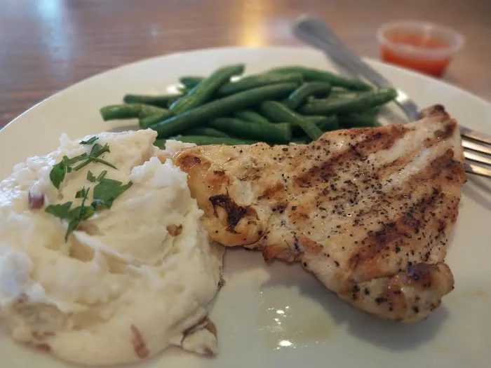 Applebee's Grill + Bar 2