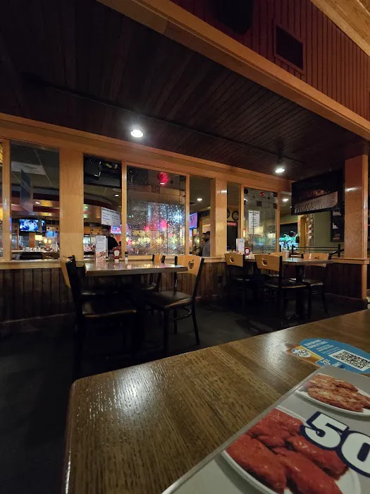 Applebee's Grill + Bar 6