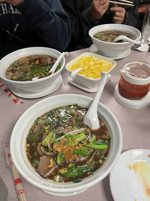 Universal Thai Restaurant 3