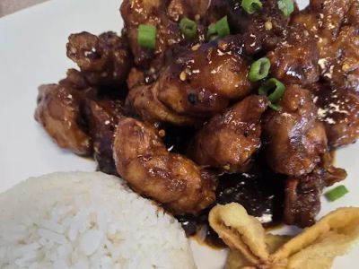 Universal Thai Restaurant 0