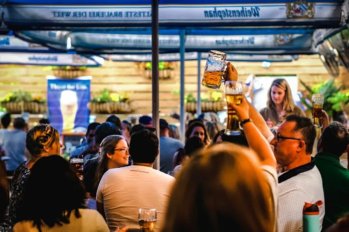Bärchen Beer Garden 6