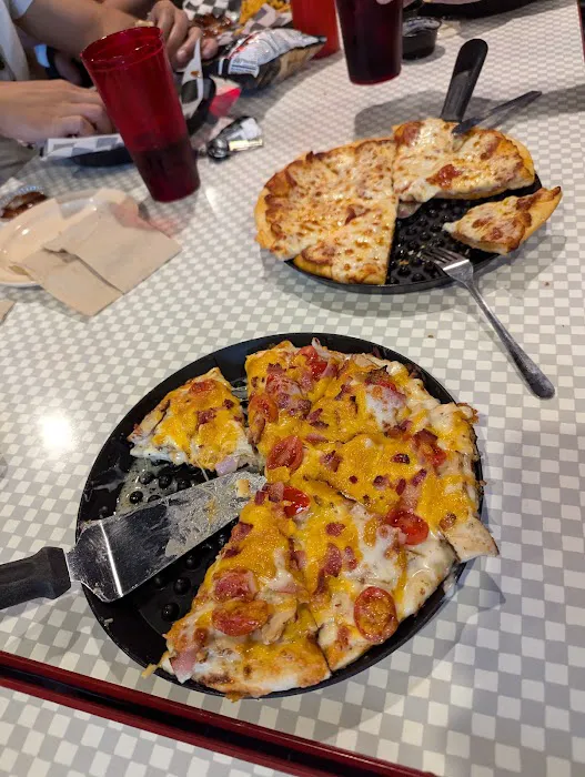 Mama's Pizza 5