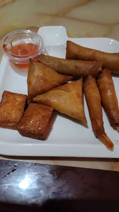 Salween Thai Restaurant 6