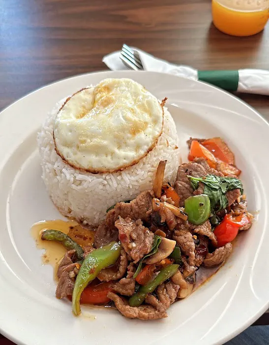Tom Yum Knook Thai Restaurant 3