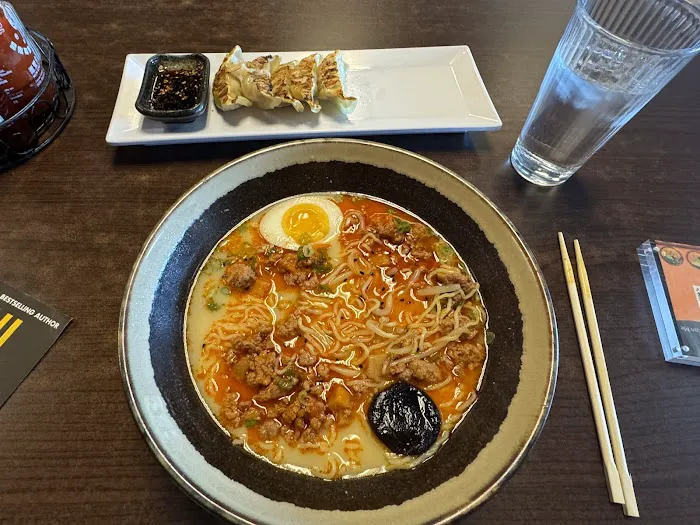 Tosh’s Ramen Holladay 8