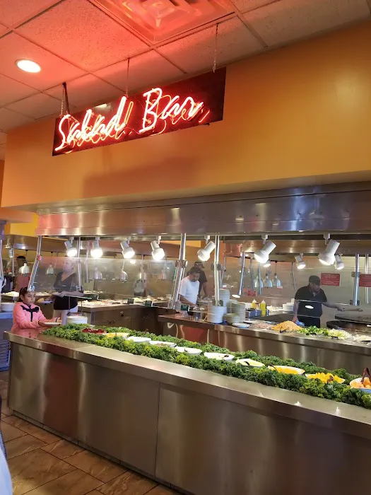 Carnival Buffet 4