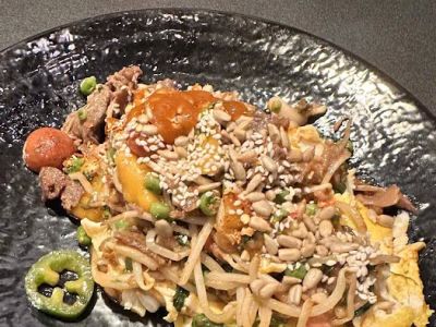 HuHot Mongolian Grill 0