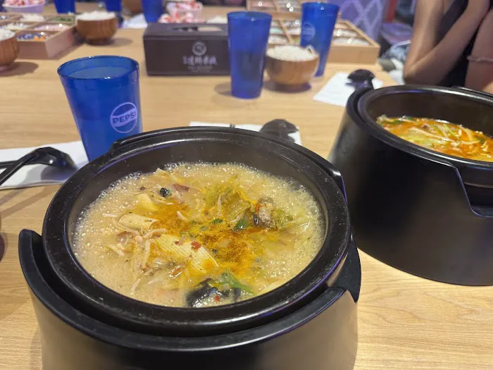 Ten Seconds Yunnan Rice Noodle 十秒到云南过桥米线 10