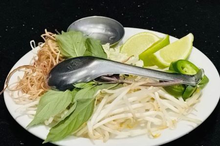 Phở Hong Chau