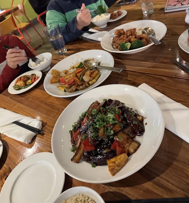 SOMI Vietnamese Bistro 9
