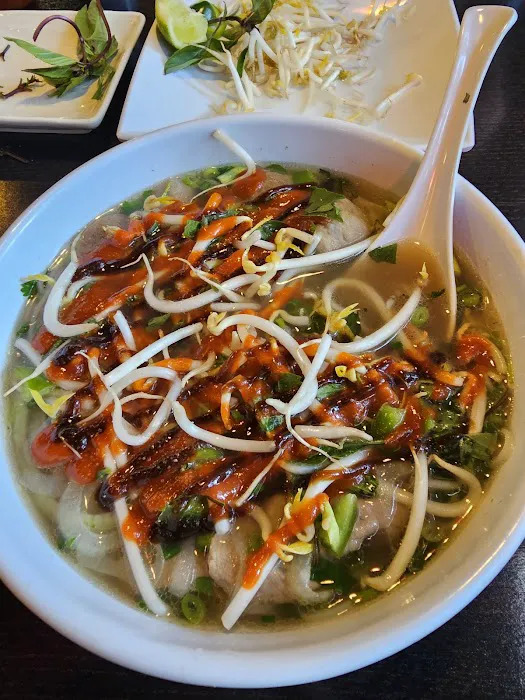 Red Lotus Bistro 1