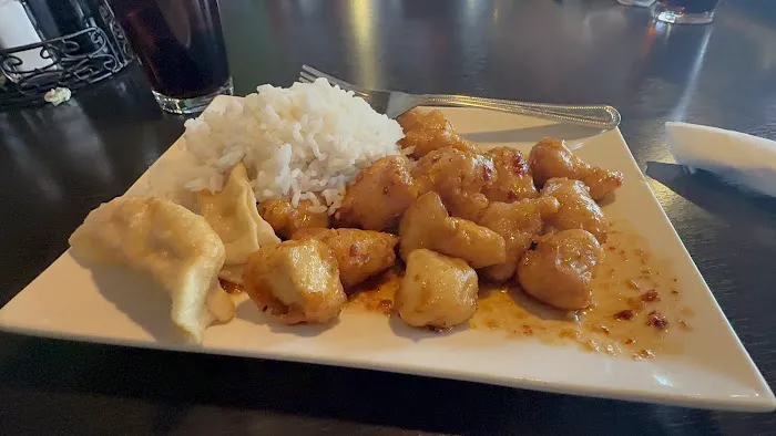 Red Lotus Bistro 4