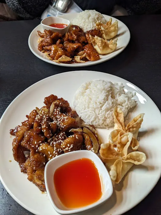 Red Lotus Bistro 6