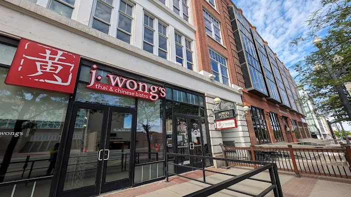 J. Wong's Thai & Chinese Bistro 6