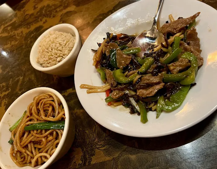 J. Wong's Thai & Chinese Bistro 8