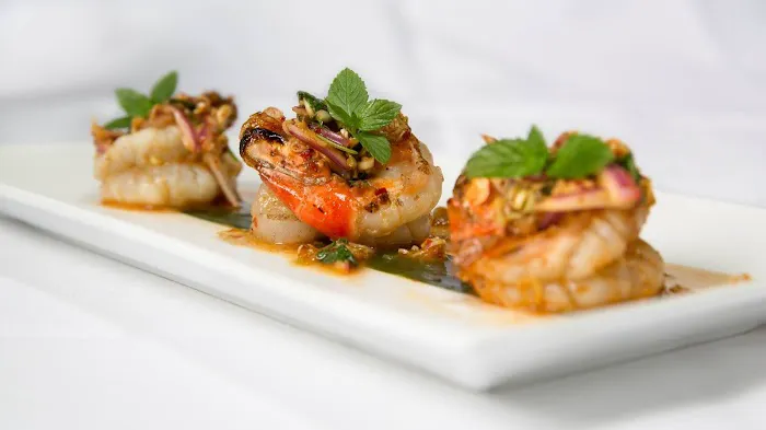 J. Wong's Thai & Chinese Bistro 9