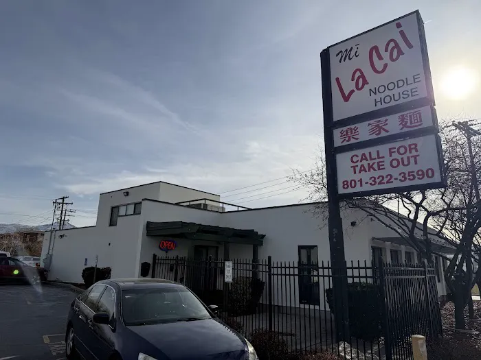 Mi La-Cai Noodle House 10