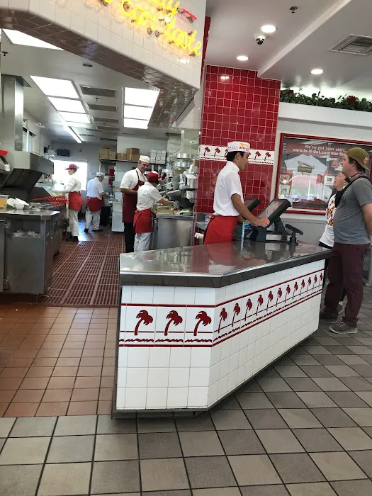 In-N-Out Burger 4