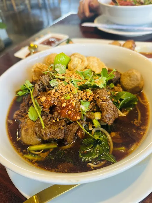 Ekamai Thai 5