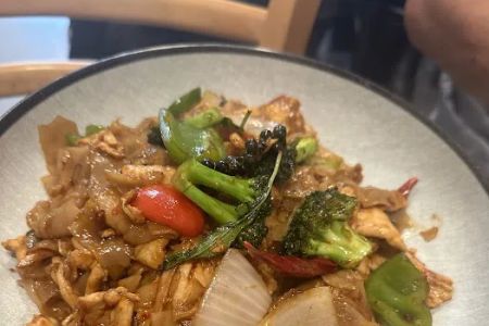 Mana Thai Cafe