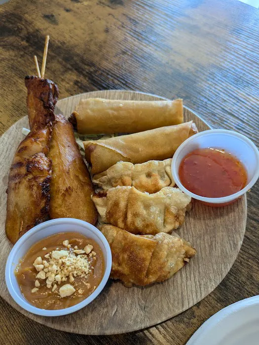 Mana Thai Cafe 5