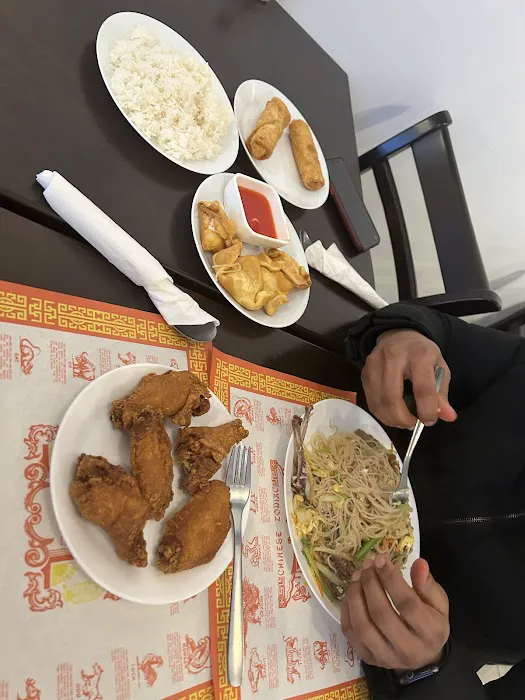 Golden Lake Chinese Restaurant 1