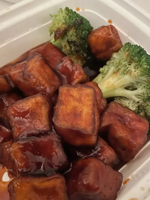 Golden Lake Chinese Restaurant 4
