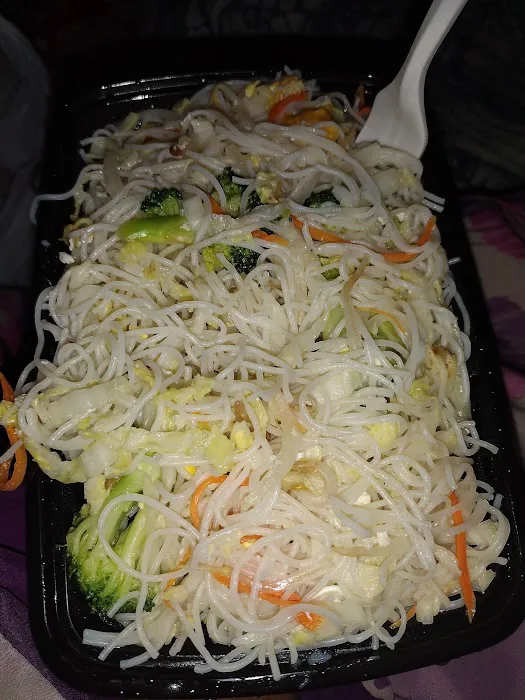Lucky Chinese Restaurant 4