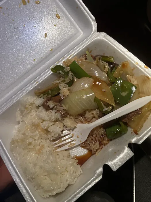 Lucky Chinese Restaurant 9