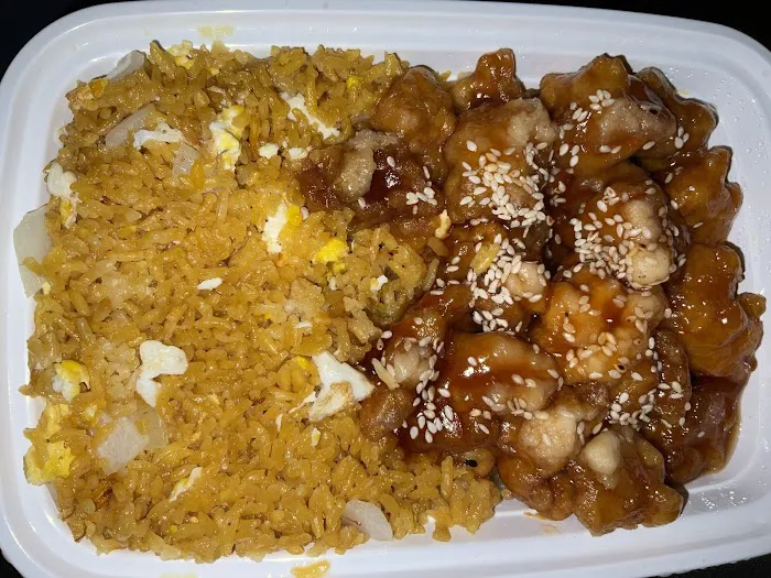 Golden Dragon Restaurant 5