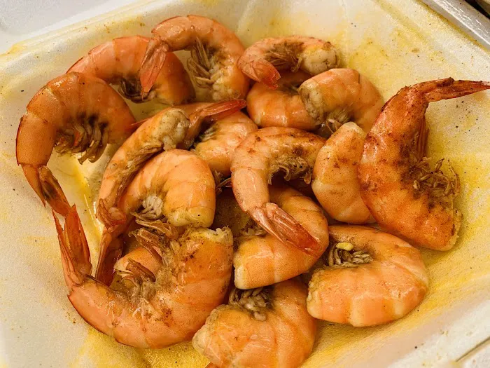 Mini’s Crab & Shrimp takeout 7