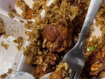 A Town Wings 0