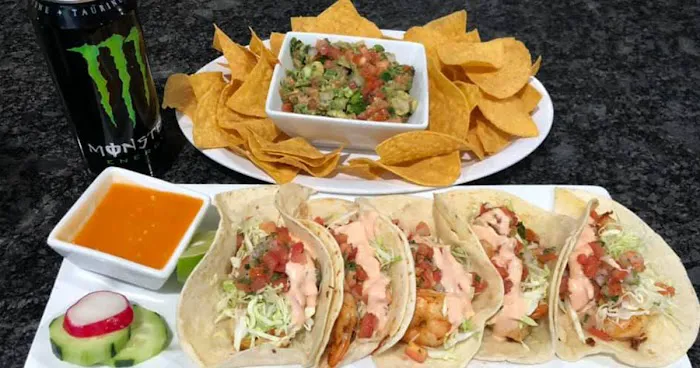 Los Amigos Latin Bar & Grill 4