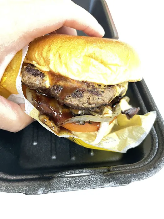 WNB Factory - Wings & Burger 8