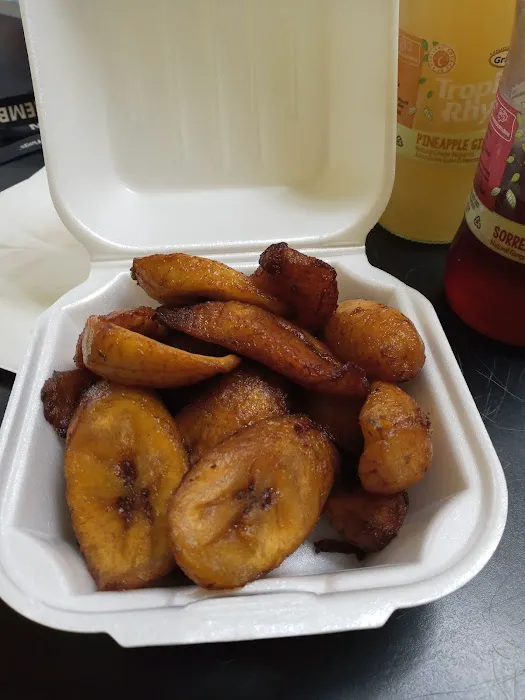 Everything Irie Jamaican Restaurant 6
