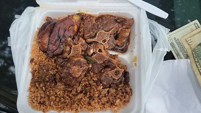Fireside Jamaican Restaurant, 2710 bouldercrest rd 7