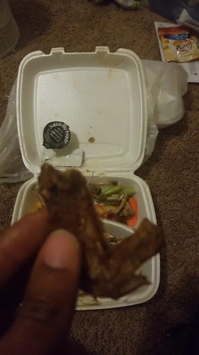 Southside Wings 9