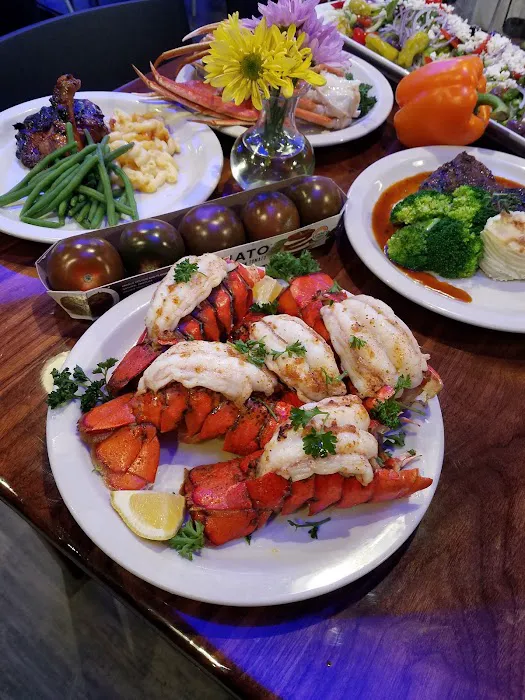 The Studio Cafe Operated by Hanna Brothers 6