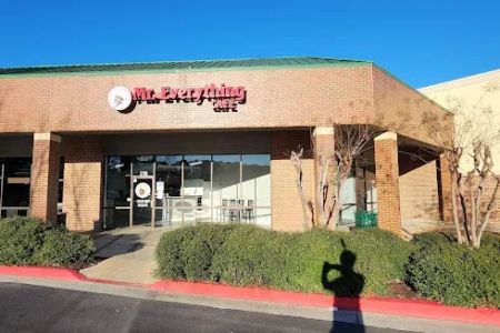 Mr. Everything Cafe
