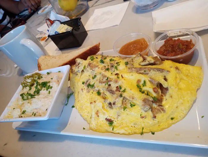 Gocha's Breakfast Bar 5